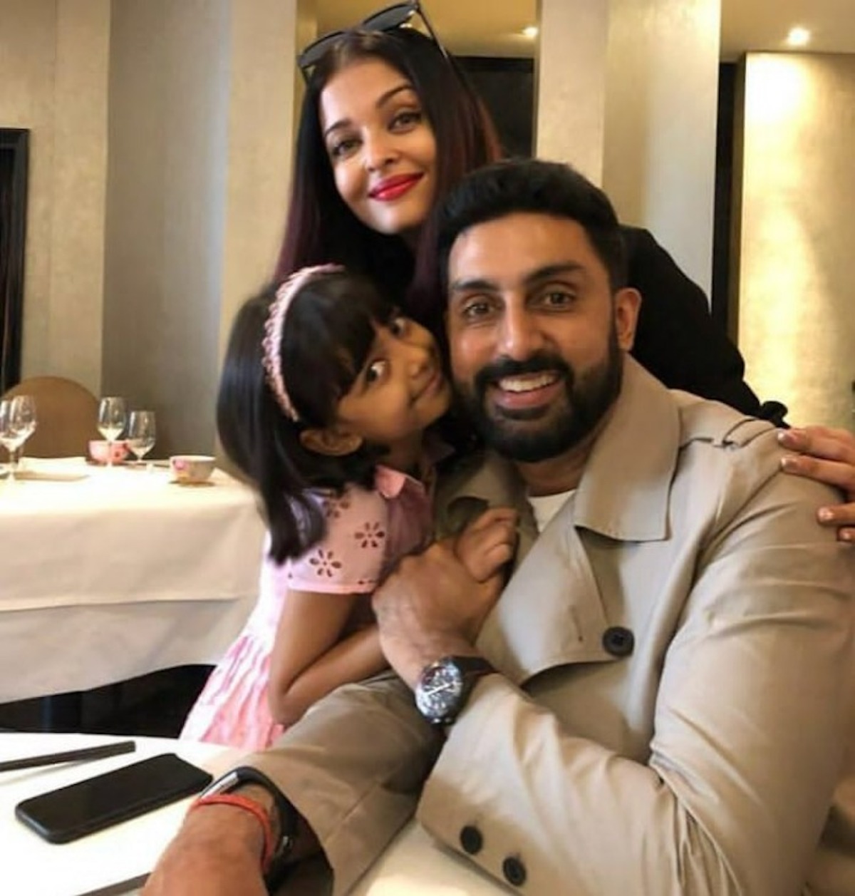 طلاق آیشواریا رای