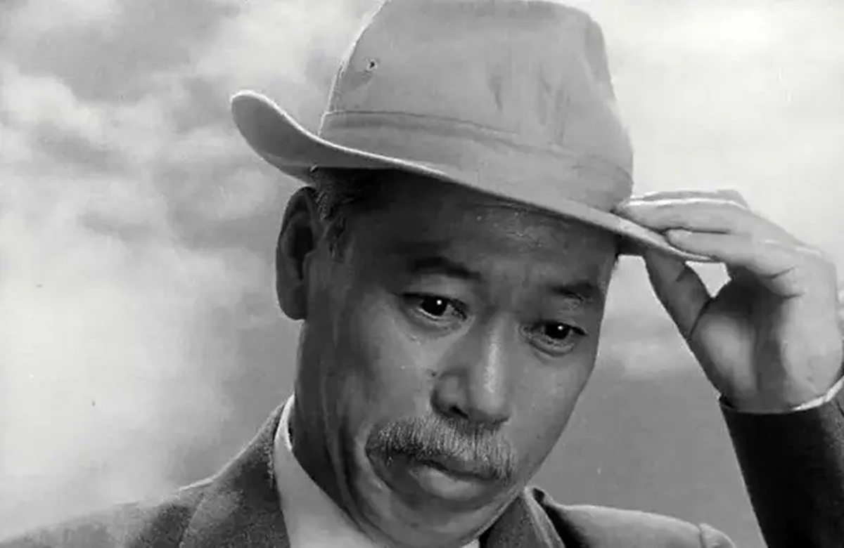 شباهت علی نصیریان و هنرمند ژاپنی